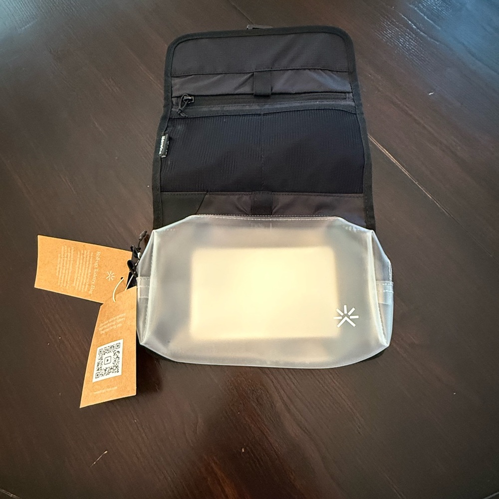 TropicFeel Travel Hanging Toiletry Bag with Clear Front Pocket